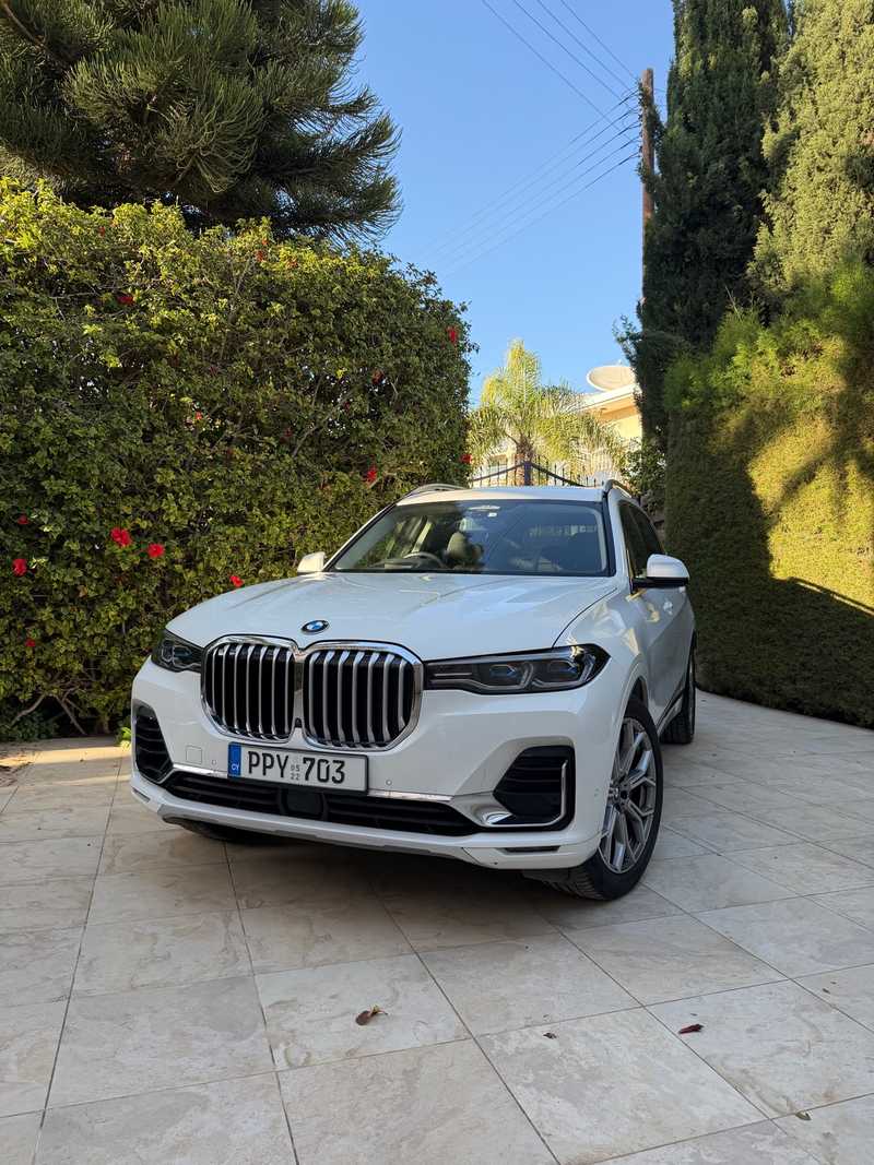 BMW X7 3,0L 2022