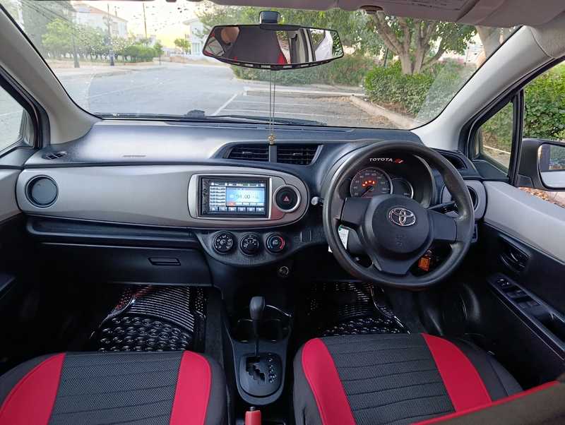 Toyota Vitz 1,3L 2012