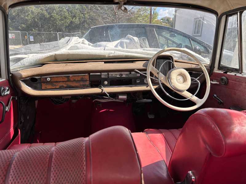 1966 Cars Classic 2,2L 1966 Cyprus