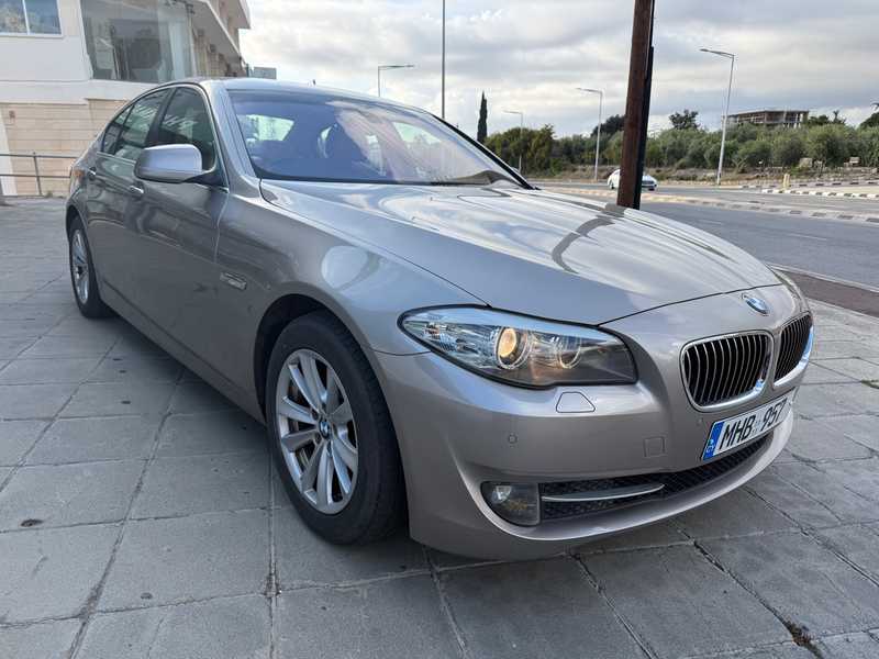 BMW 5-Series 2,0L 2011