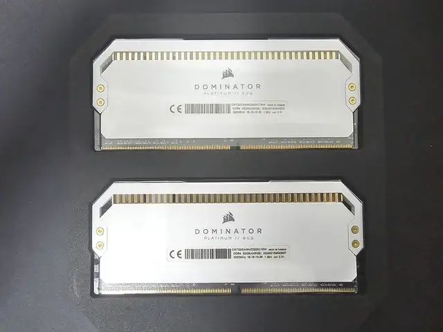 Corsair dominator platinum rgb 16gb 2x8gb ddr4 3200mhz, Limassol — Kato Polemidia