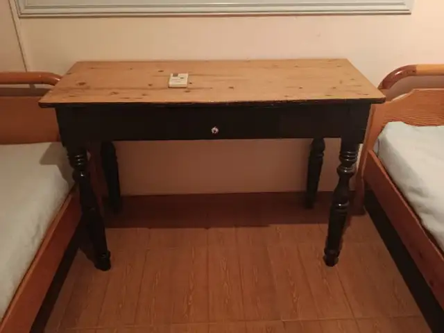 Old antique desk, Επαρχία Αμμοχώστου — Αυγόρου