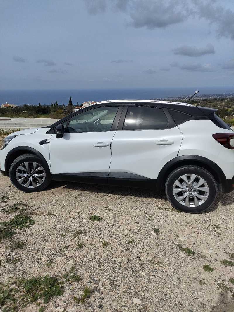 2022 Renault Captur 1,3L 2022 Cyprus