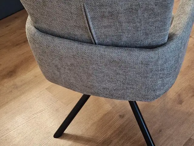 Dining room chairs bought a year ago like brand new, Nicosia — Aglantzia