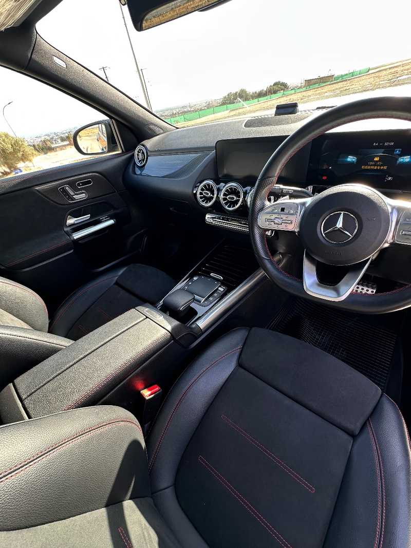 2022 Mercedes-Benz GLA-Class 2,0L 2022 Cyprus