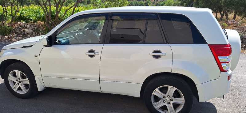 2006 Suzuki Escudo 2,0L 2006 Cyprus