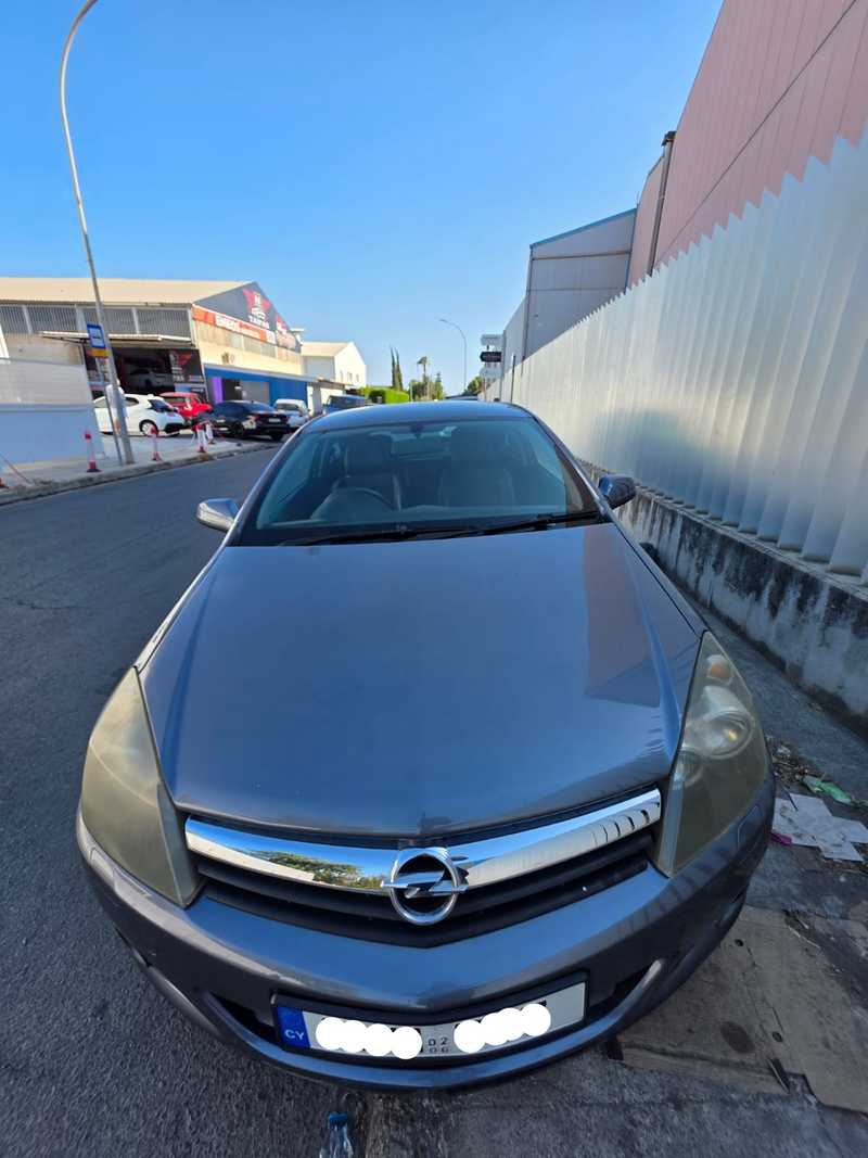 2006 Opel, Vauxhall Astra 1,6L 2006 Cyprus