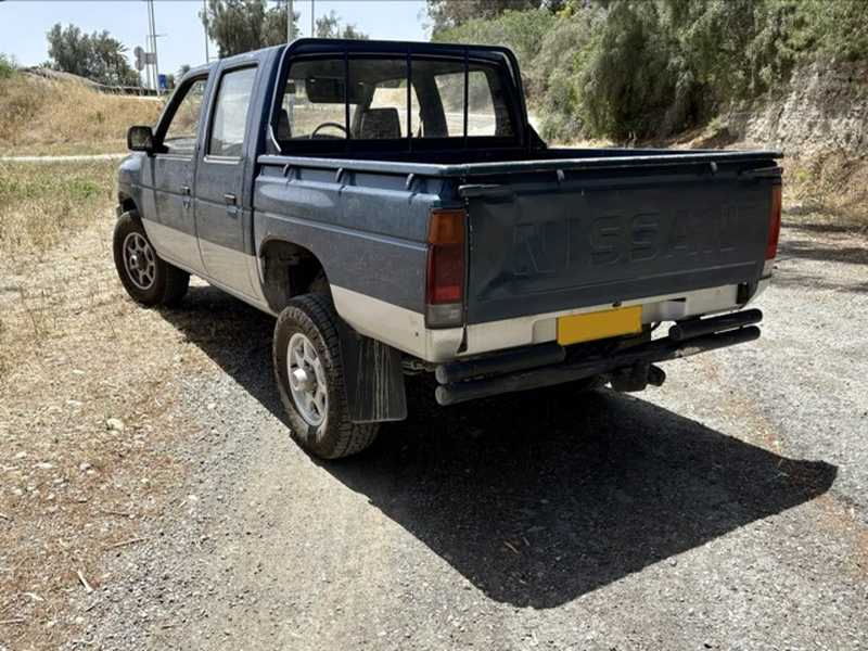 1995 Nissan D21 2,7L 1995 Cyprus