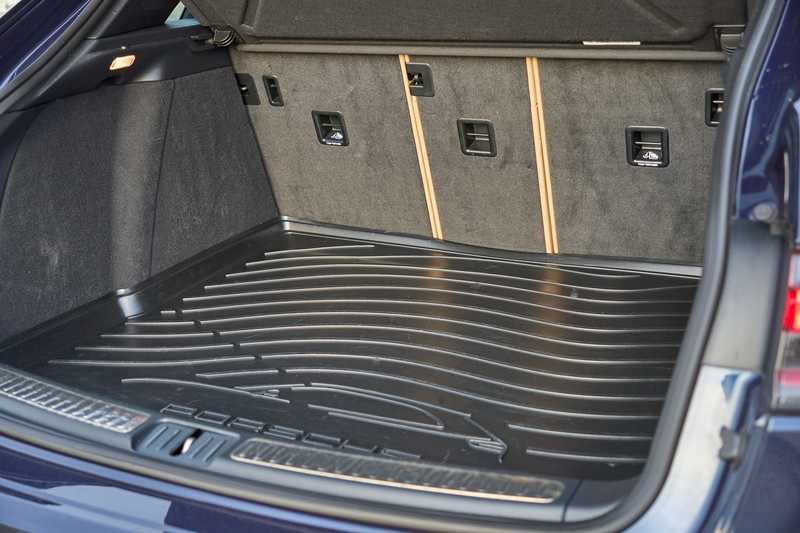 2021 Porsche Macan 2,0L 2021 Cyprus