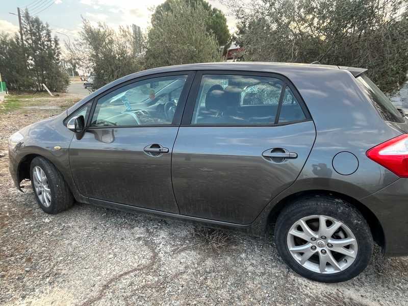 2011 Toyota Auris 1,6L 2011 Cyprus