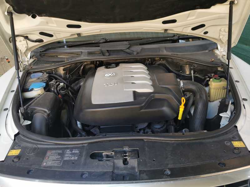 2008 Volkswagen Touareg 2,5L 2008 Cyprus