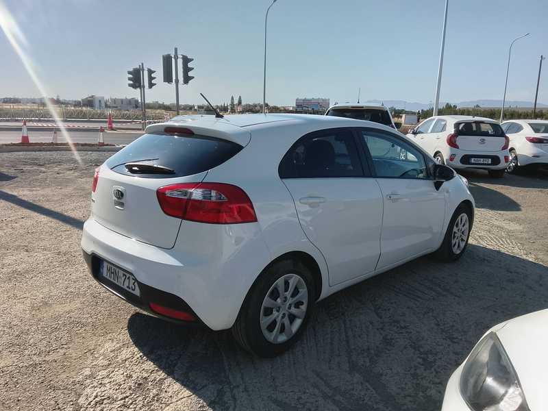 2015 KIA Rio 1,3L 2015 Cyprus