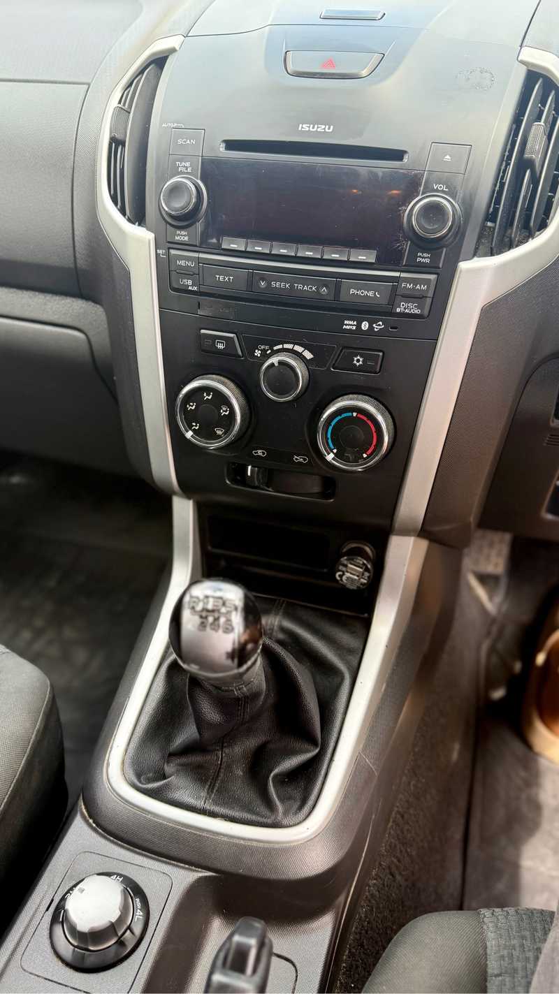 2015 Isuzu D-MAX 2,5L 2015 Cyprus