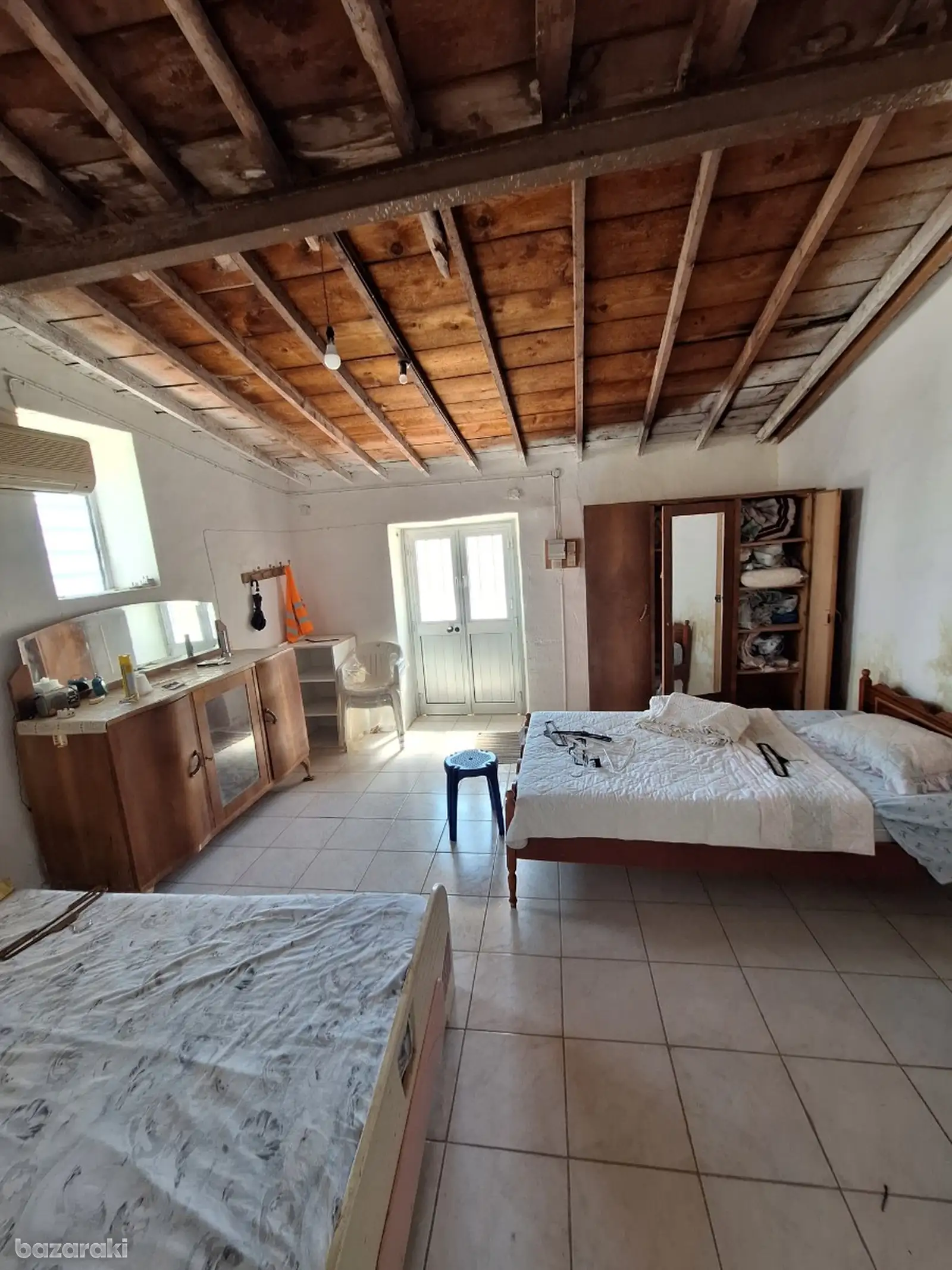 House, 2 bedrooms — 3