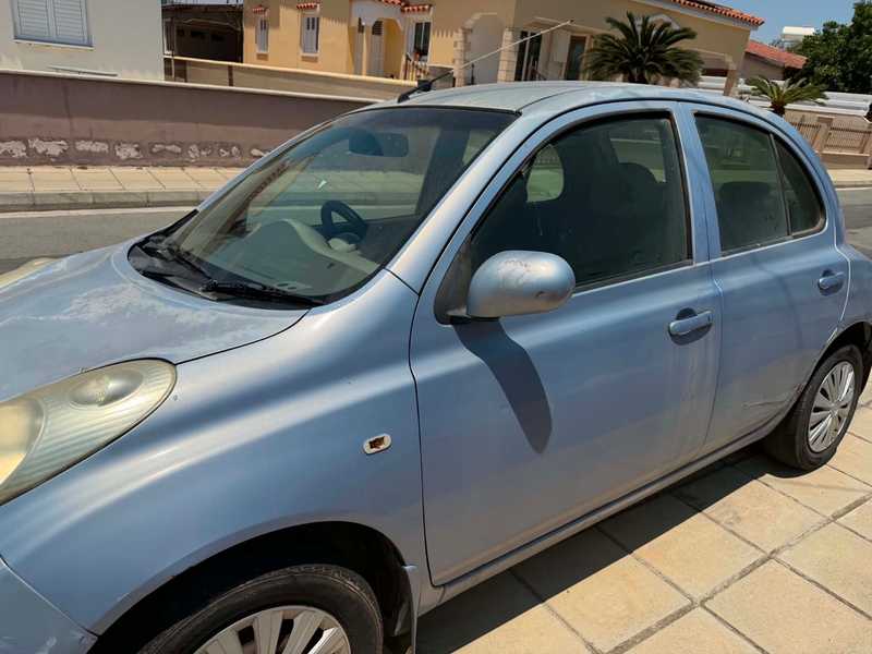 Nissan Micra 4,8L 2003