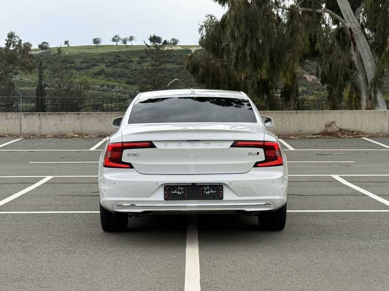 2022 Volvo S90 2,0L 2022 Cyprus