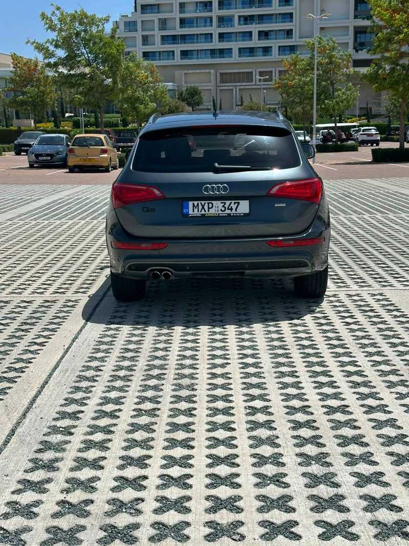 2010 Audi Q5 2,0L 2010 Cyprus