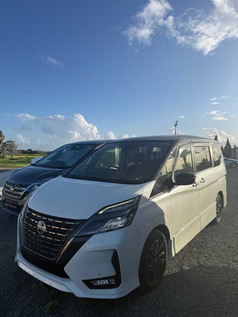 Nissan Serena 2,0L 2021