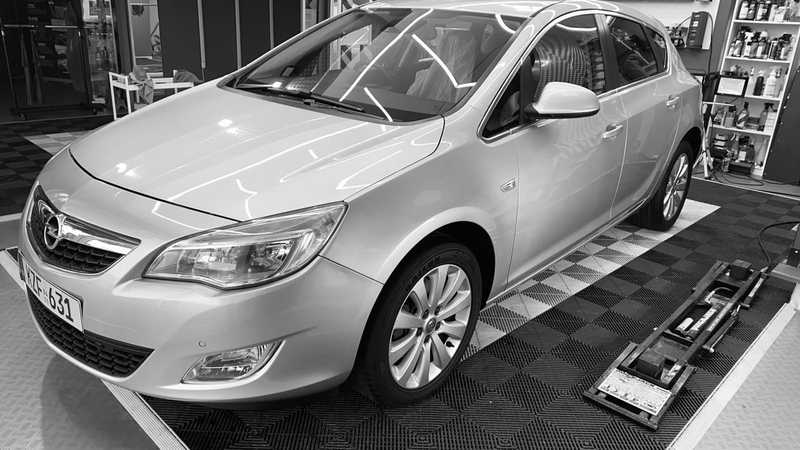 Opel, Vauxhall Astra 1,6L 2011