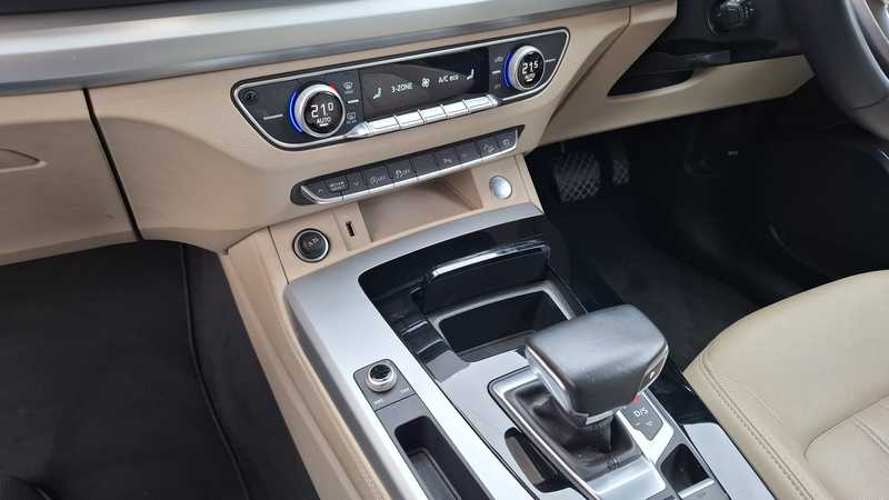 2022 Audi Q5 2,0L 2022 Cyprus