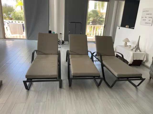 Set of 4 sunbeds, Επαρχία Πάφου — Πέγεια