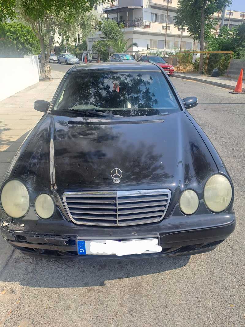 2001 Mercedes-Benz E-Class 2,0L 2001 Cyprus