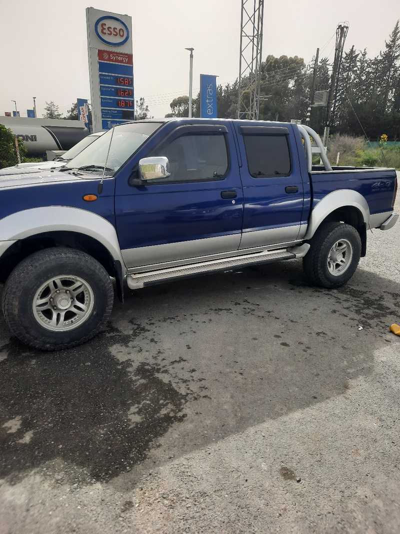 2002 Nissan Navara 2,5L 2002 Cyprus