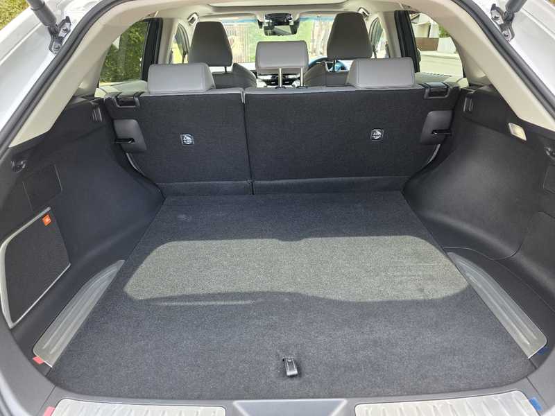 2024 Toyota Harrier 2,5L 2024 Cyprus