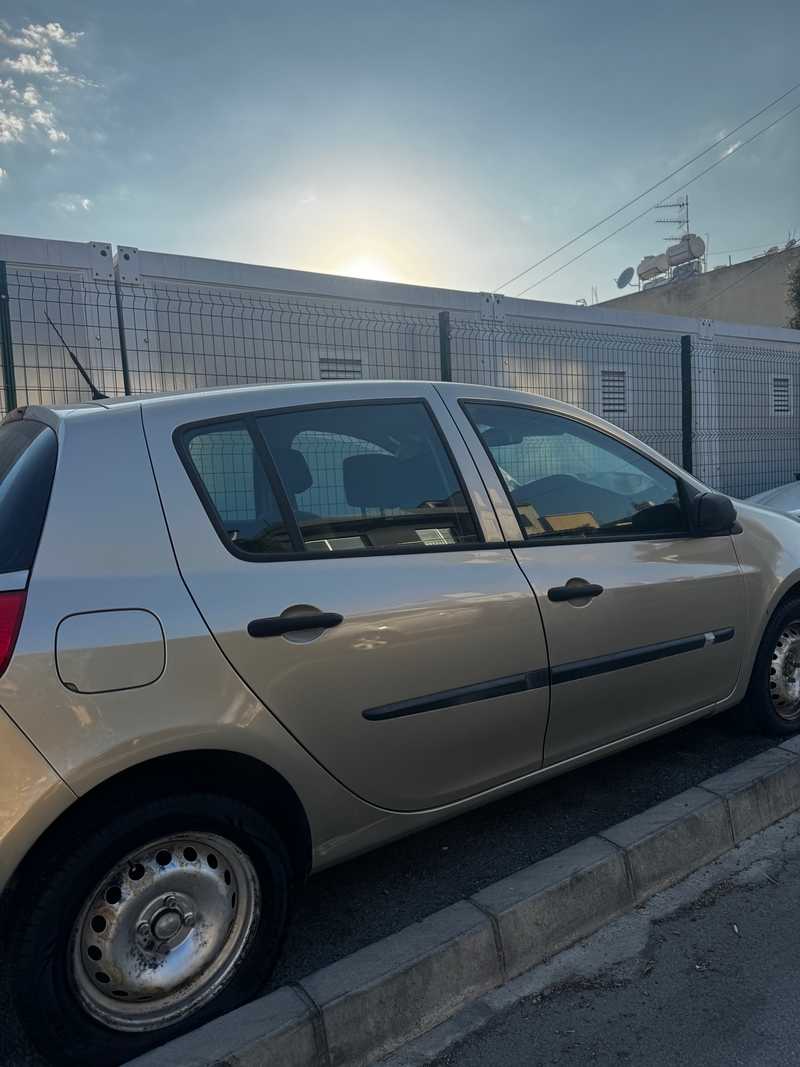 2007 Renault Clio 1,5L 2007 Cyprus