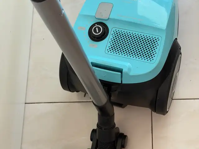 Bosch vacuum cleaner, Larnaca — Larnaka - Kamares