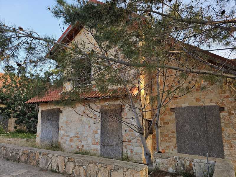 4-bedroom villa for sale