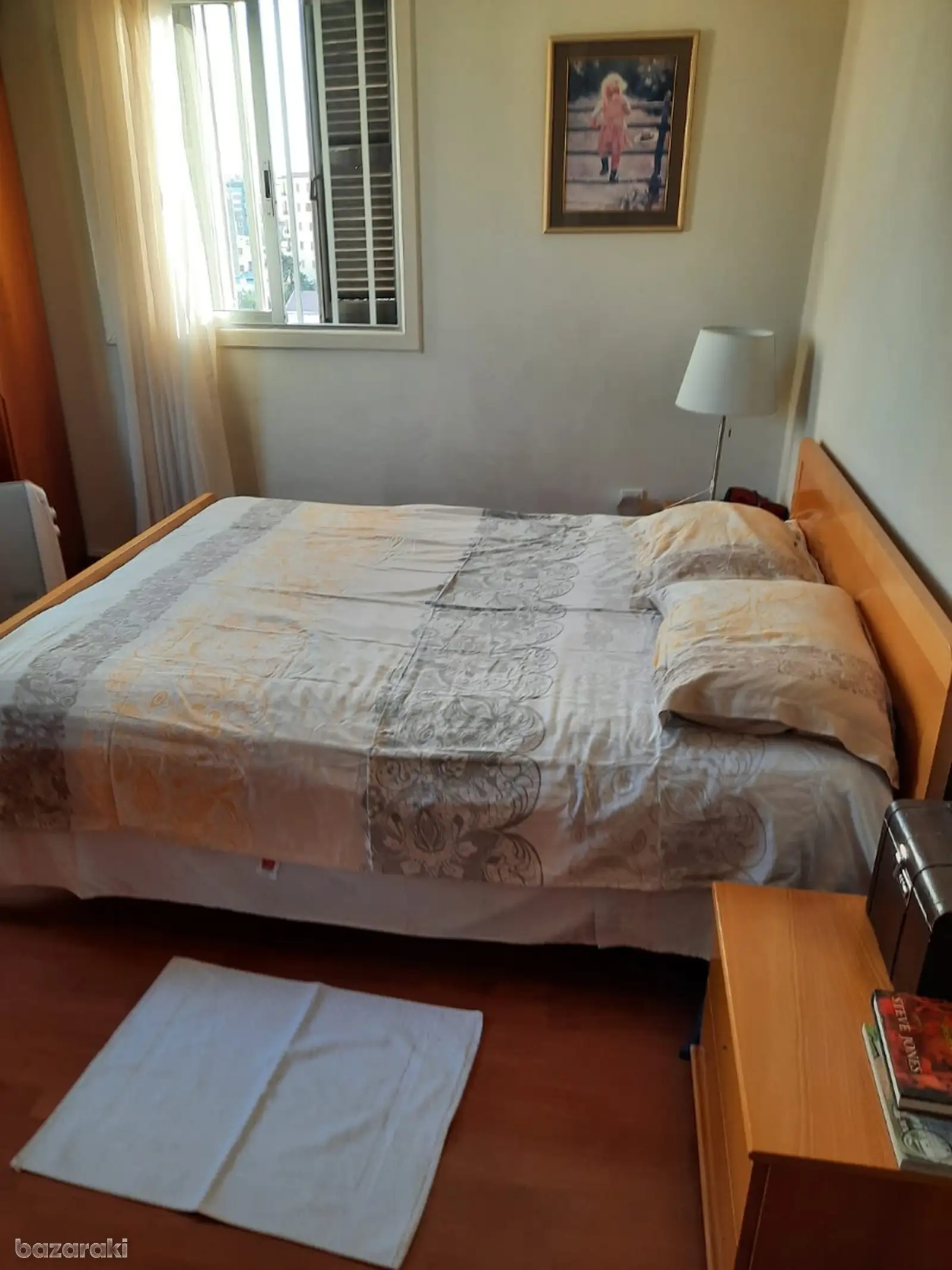 Room — 5