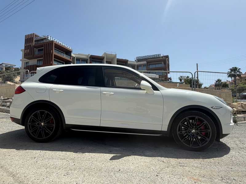 2011 Porsche Cayenne 4,8L 2011 Cyprus