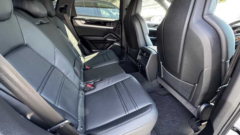 2025 Porsche Cayenne 3,0L 2025 Cyprus