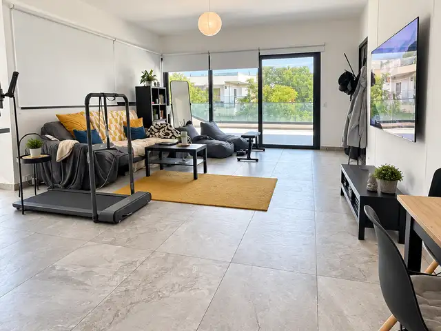 3-bedroom apartment to rent, Nicosia — Agioi Omologites