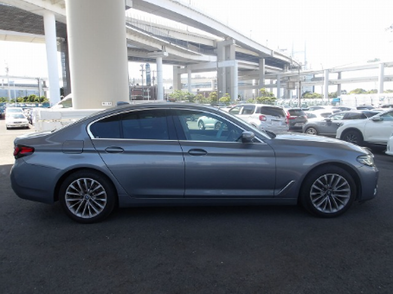 2023 BMW 5-Series 2,0L 2023 Cyprus