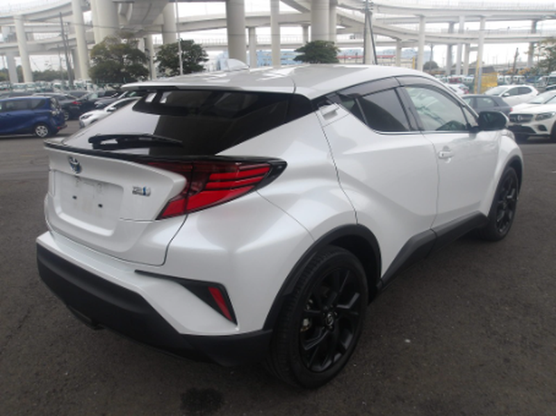 2022 Toyota C-HR 1,8L 2022 Cyprus
