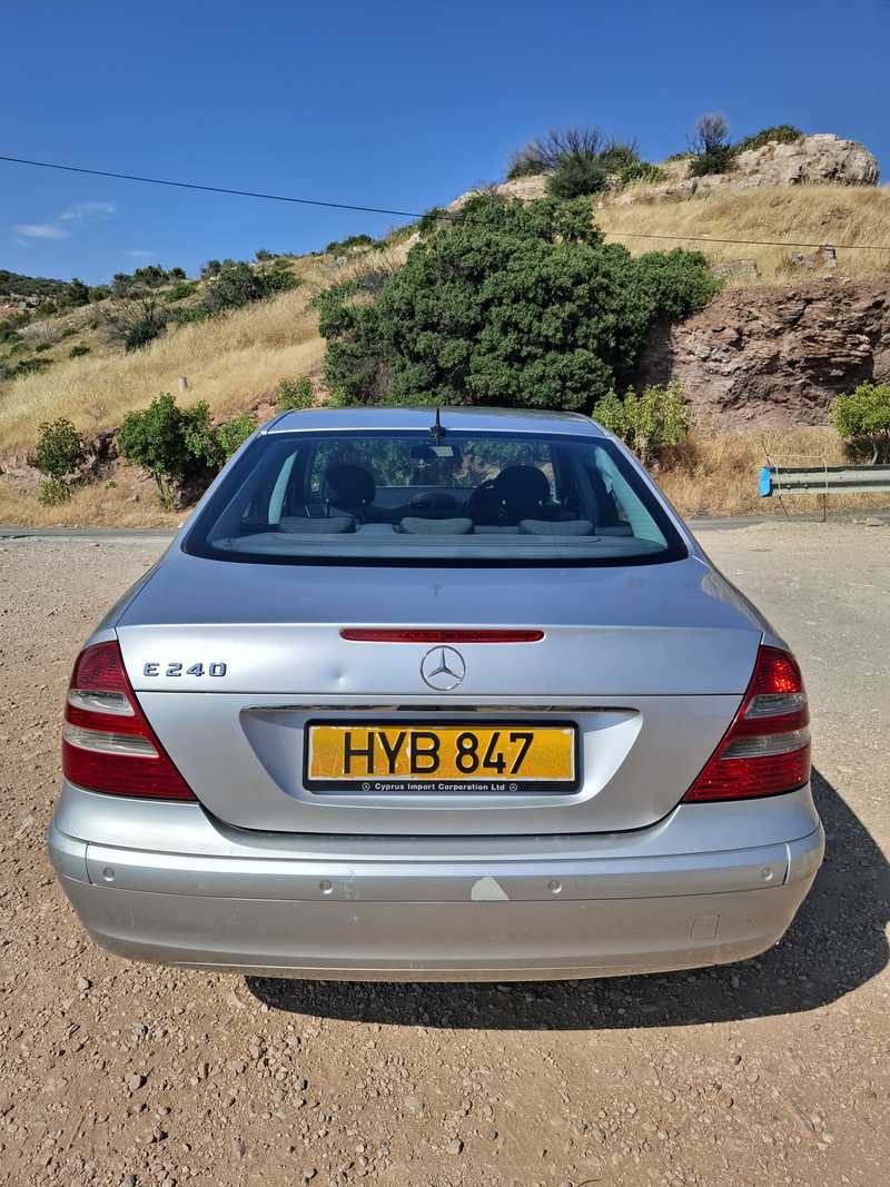 2002 Mercedes-Benz E-Class 2,6L 2002 Cyprus