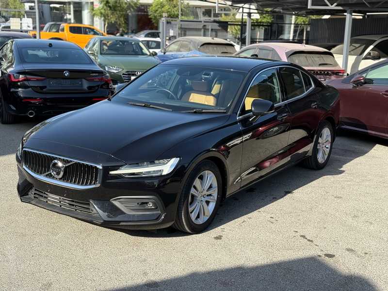 Volvo S60 2,0L 2020
