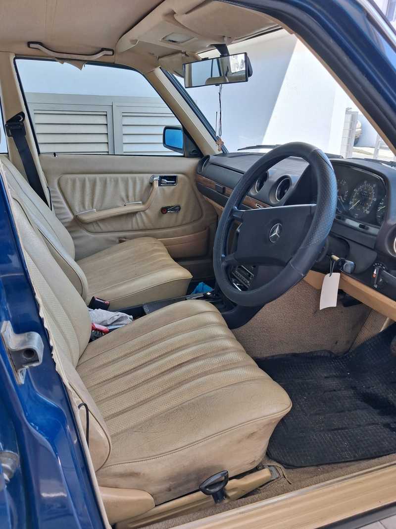 1982 Mercedes-Benz E-Class 2,3L 1982 Cyprus