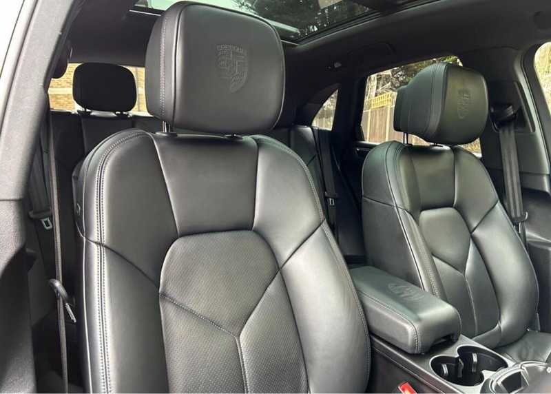 2022 Porsche Macan 2,0L 2022 Cyprus