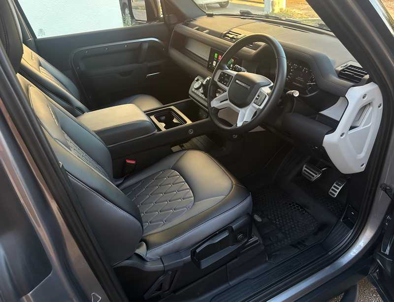 2023 Land Rover Defender 2,0L 2023 Cyprus