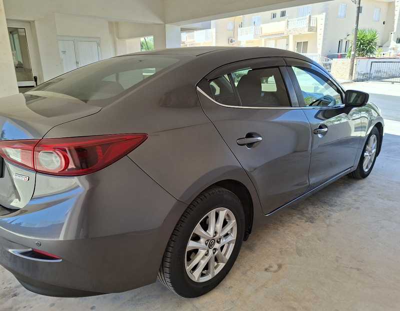 Mazda Axela 1,5L 2018