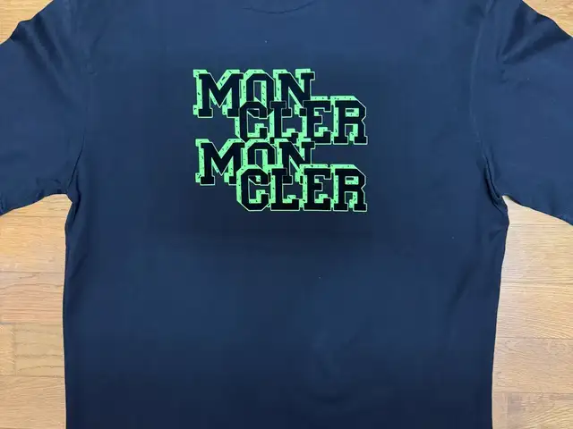 Moncler graphic t-shirt, Επαρχία Λευκωσίας — Λευκωσία - Άγιος Αντώνιος