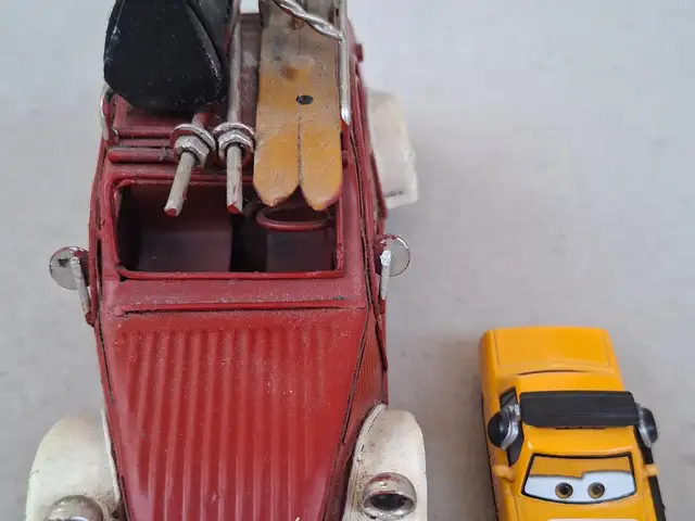Set of 2 cars, Nicosia — Strovolos - Dasoupolis