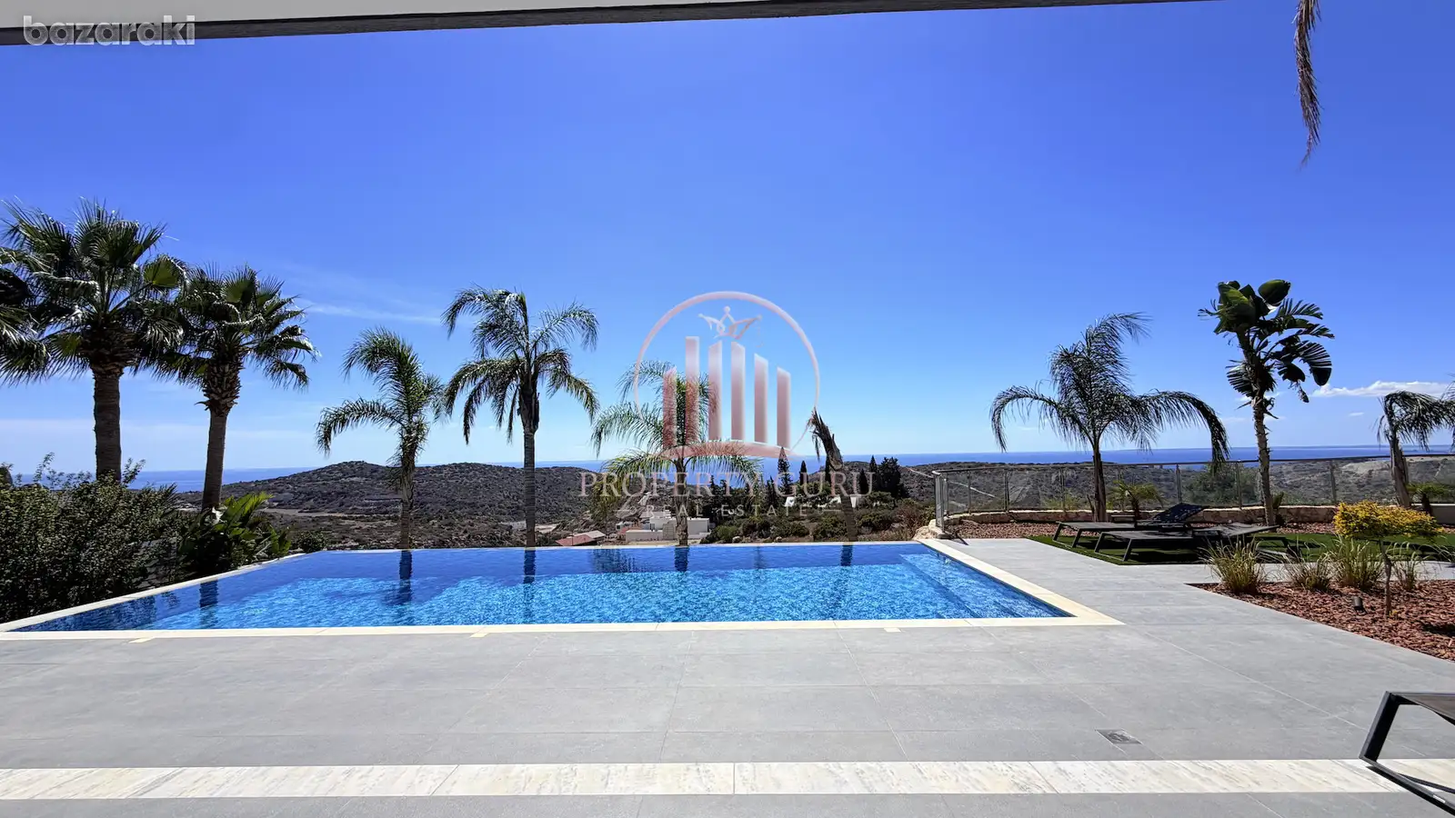 Villa, 6 bedrooms — 3