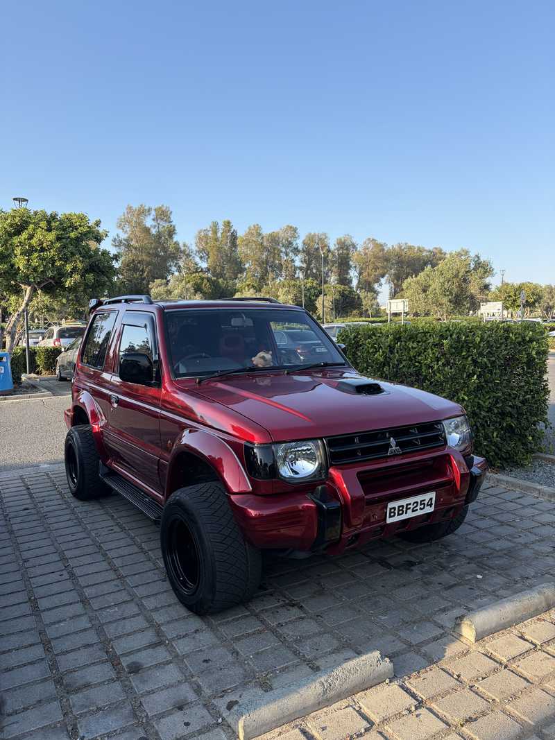 1992 Mitsubishi Pajero 2,5L 1992 Cyprus