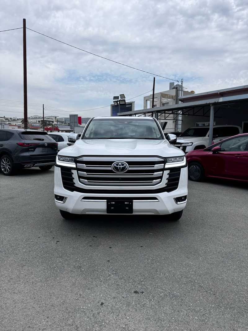 2024 Toyota Land Cruiser 300 3,3L 2024 Cyprus