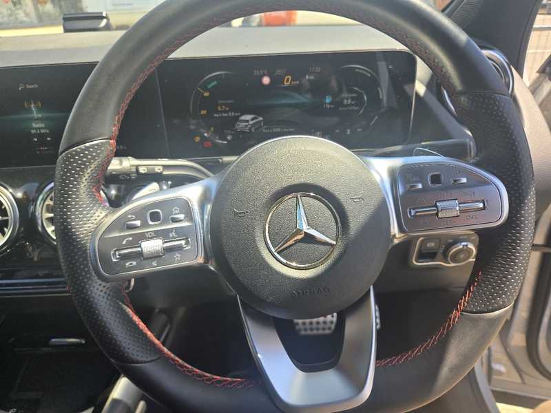 2021 Mercedes-Benz GLA-Class 2,0L 2021 Cyprus