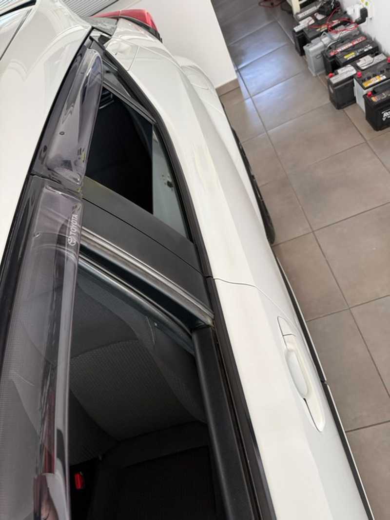 2017 Toyota C-HR 1,8L 2017 Cyprus